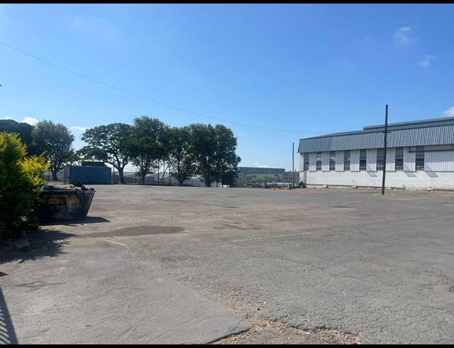 3,600M² INDUSTRIAL YARD TO LET IN NEW GERMANY